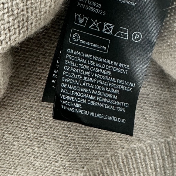 H&M Premium Selection Cashmere Tank Top - Picture 6 of 6